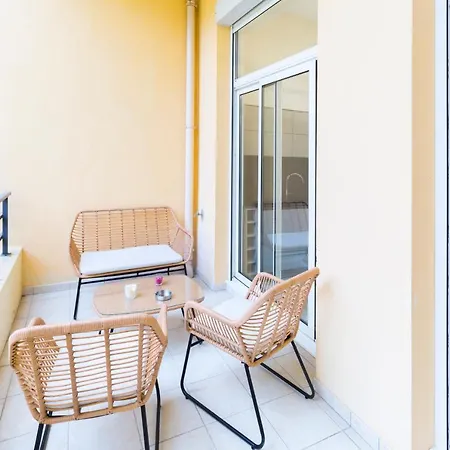 Jardin Des Muses - 2 Pieces - Parking Carre D'or Apartament