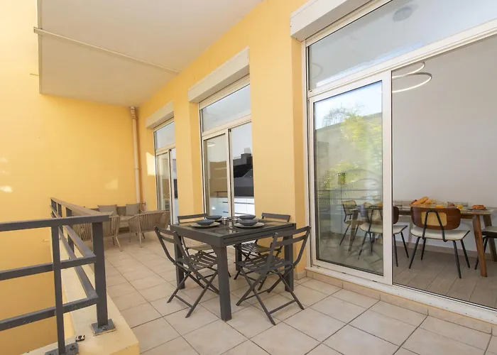 Apartmán Jardin Des Muses - 2 Pieces - Parking Carre D'or *