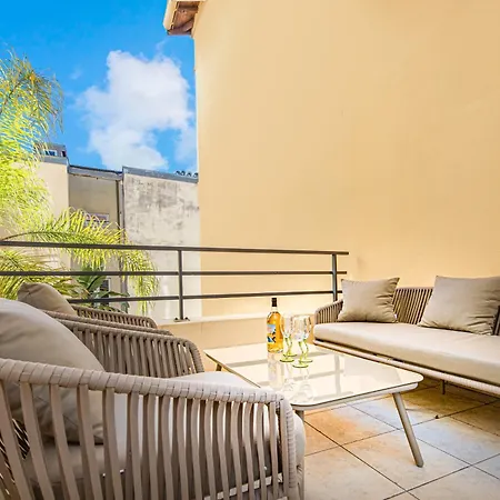 Διαμέρισμα Jardin Des Muses - 2 Pieces - Parking Carre D'or